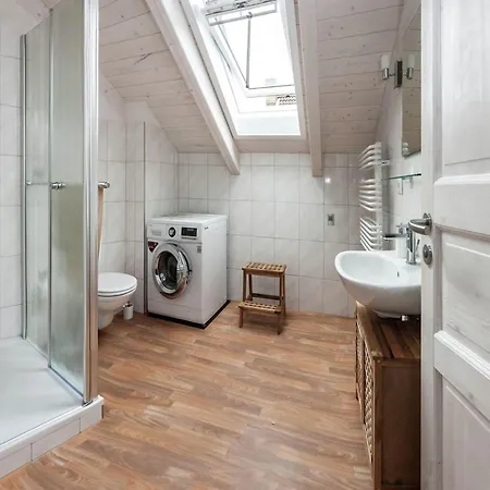 Ruhige Mit Parkplatz In Thale, Cleaning Included Apartamento