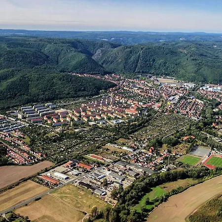 Ruhige Mit Parkplatz In Thale, Cleaning Included Apartamento Thale